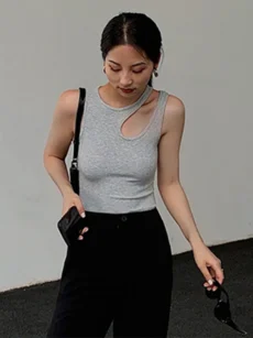 Casual white cut t shirt women round neck sleeveless korean slim t shirts women clothing summer fashion - Image 4