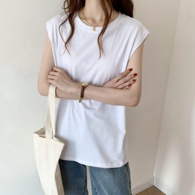 sleeveless t shirt