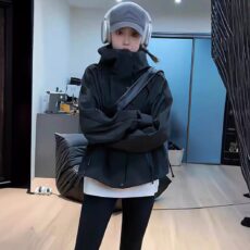2025 Heavy Industry 3D Cutting Black Hooded Stormtrooper Short Coat for Women Spring and Autumn New Outdoor Windproof - Image 3